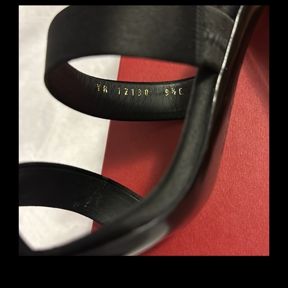 Salvatore Ferragamo caged flower heels - Picture 7 of 7